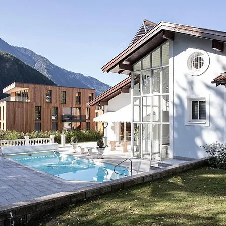 Villa 10