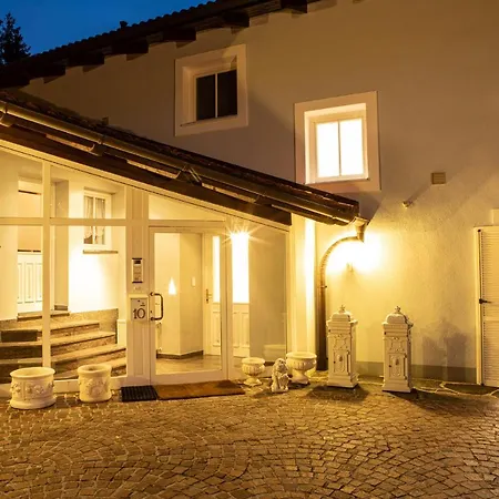 10 Villa Oetz