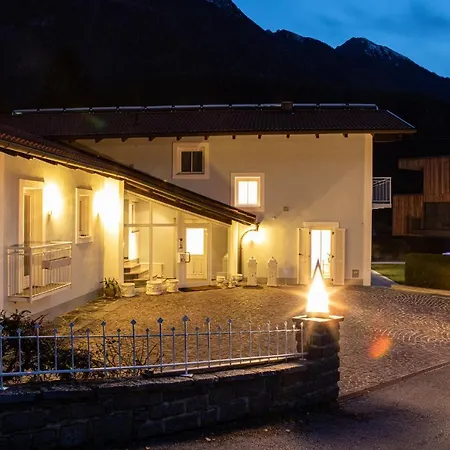 10 Villa *