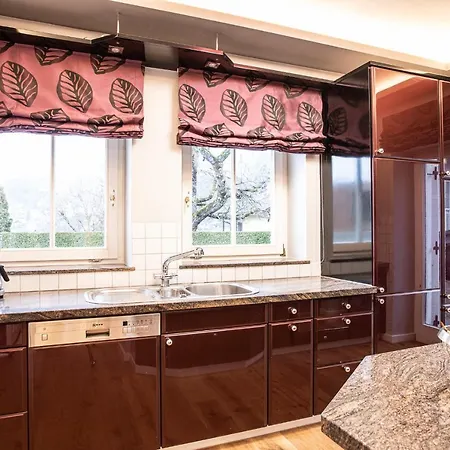 10 Villa *